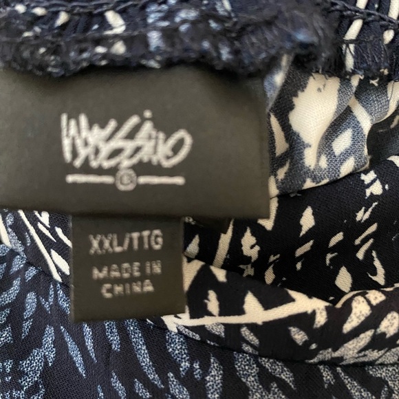 NEVER WORN! Navy and White Geometric Print Palazzo Pant - Picture 4 of 7